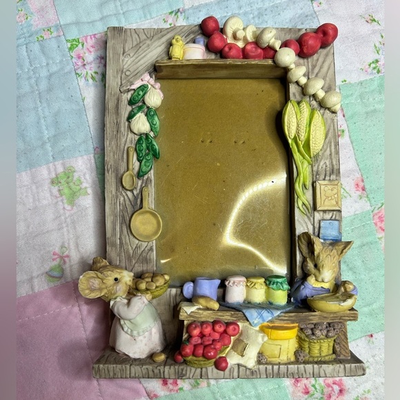 Tint Talk Collection Bunny Rabbit Garden Picture Frame - Picture 1 of 7